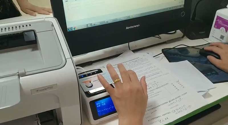 怎么選擇可靠的智能化訪客機？